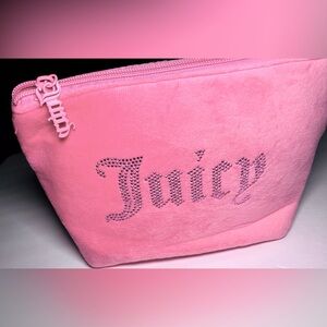 Juicy Couture Pink Suede Cosmetic Toiletries Travel MakeUp‎ Pouch Top Zip Wedge